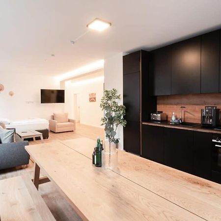 Ferienwohnung Hamburg Gem For 12 Exterior foto
